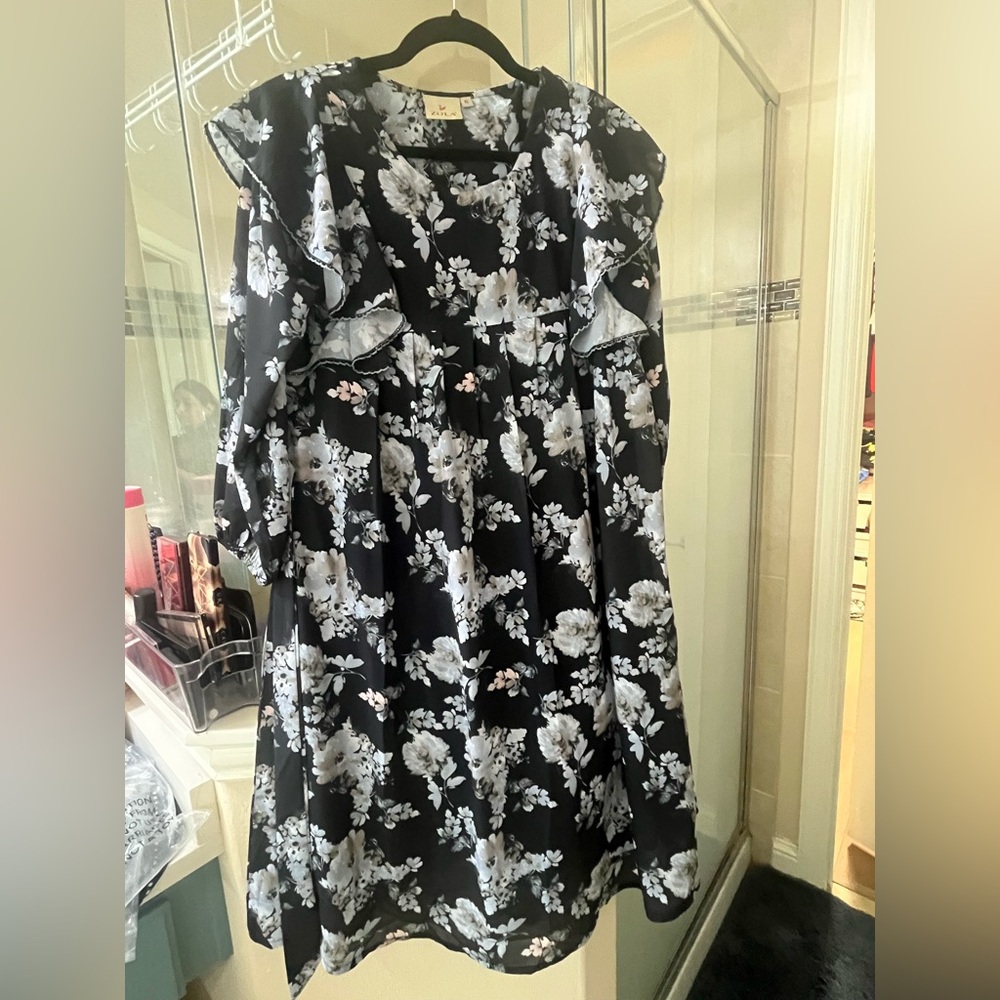 Black and White Off the Shoulder Midi Sundress